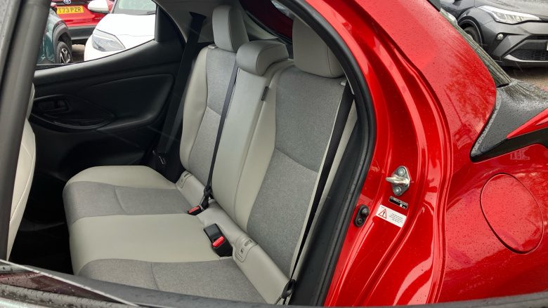 Toyota Yaris 1.5 Hybrid Excel 5dr CVT Hybrid Hatchback